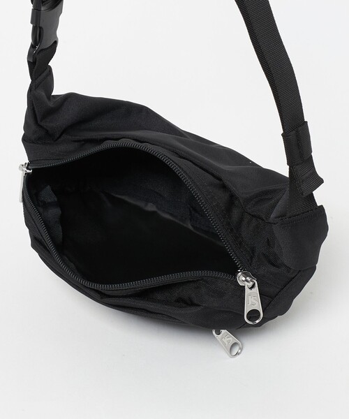 JANSPORT（ジャンスポーツ）の「＜JANSPORT＞フィフス アベニュー ウエストポーチ（ボディバッグ/ウエストポーチ・メンズ・ブラック/オリーブ・FREE）」の5枚目の写真