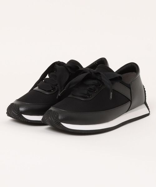 UnReef(アンリーフ)の「ファットシューレーススニーカー(スニーカー・レディース・ブラック・22.5cm/23.0cm/23.5cm/24.0cm/24.5cm)」の1枚目の写真