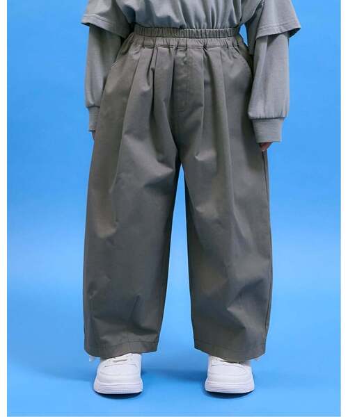 b・ROOM（ビールーム）の「ボリュームバルーンパンツ【MNCM】（その他パンツ・キッズ・チャコール/ベージュ/ブラック/カーキ/アイボリー・150cm/120cm/130cm/140cm/110cm）」の5枚目の写真
