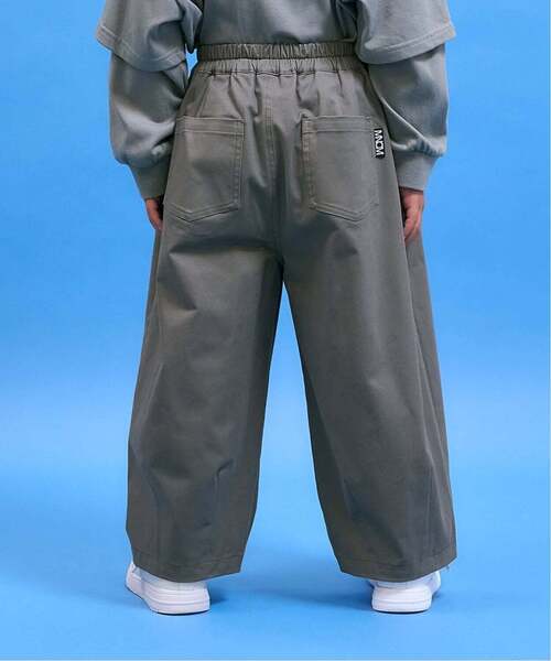 b・ROOM（ビールーム）の「ボリュームバルーンパンツ【MNCM】（その他パンツ・キッズ・チャコール/ベージュ/ブラック/カーキ/アイボリー・150cm/120cm/130cm/140cm/110cm）」の17枚目の写真