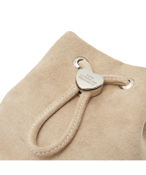 LAP(ラップ)の「HEART POP SUEDE MINI BAG AS7AB241(メッセンジャーバッグ・レディース・ダークブラウン/ベージュ・FREE)」の4枚目の写真