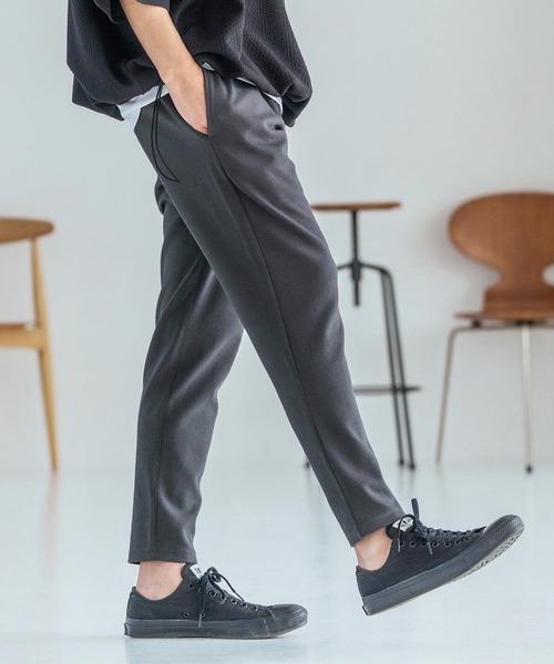 Magine(マージン)の「mp14829-Textured Ponte Fabric Easy Pants イージーパンツ(MGN-261-044)(その他パンツ・メンズ・ホワイト/チャコール/ブラック・48/46/44)」の1枚目の写真