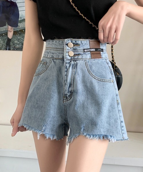 Teem Store（チームストア）の「ダブルボタンダメージ加工ショートパンツ（デニムパンツ・レディース・ブルー/ブラック・L/M）」の13枚目の写真