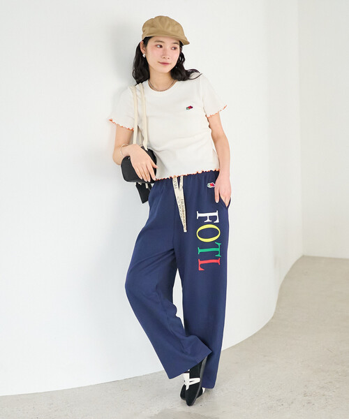 FREAK'S STORE(フリークスストア)の「FRUIT OF THE LOOM × FREAK'S STORE/フルーツオブザルーム 別注 配色メロー リブ半袖Tシャツ(Tシャツ/カットソー・レディース・レモンイエロー/オフホワイト/チャコールグレー/ネイビー/ピンク系その他・フリ-)」の7枚目の写真