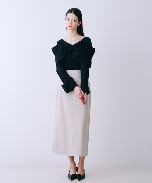 SELFIST(セルフィスト)の「クロスリボンモチーフブラウス 春服 夏服 リボン フェミニン きれいめ 大人(シャツ/ブラウス・レディース・ブラック/オフホワイト・フリー)」の15枚目の写真