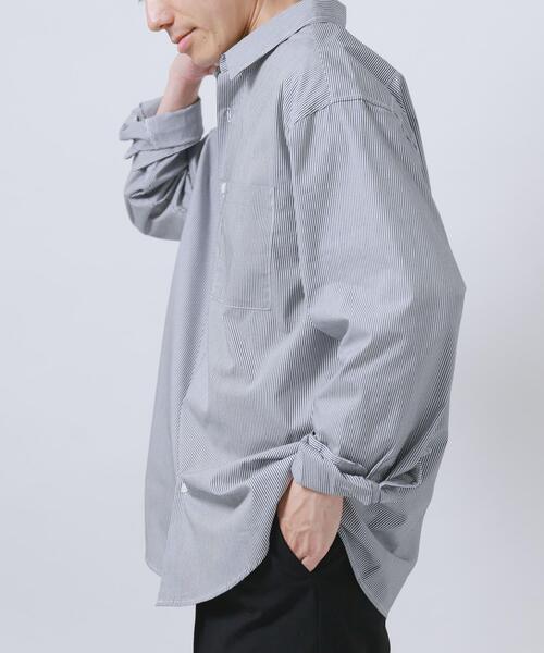 ITEMS URBANRESEARCH(アイテムズ アーバンリサーチ)の「『イージーケア/UVカット』高機能ストライプレギュラーカラーシャツ(シャツ/ブラウス・メンズ・ブラック/ブルー・LARGE/MEDIUM)」の15枚目の写真