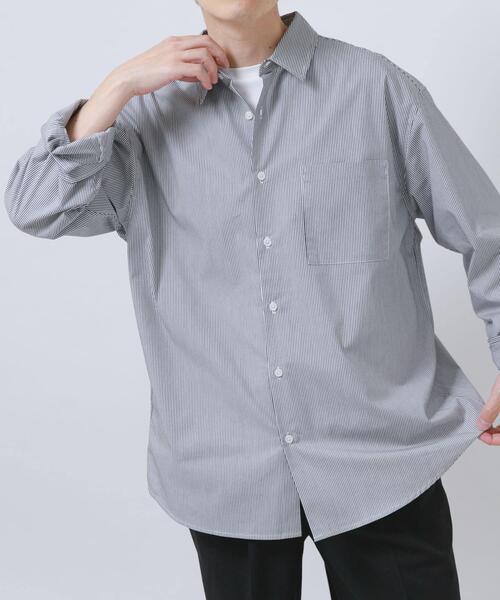 ITEMS URBANRESEARCH（アイテムズ アーバンリサーチ）の「『イージーケア/UVカット』高機能ストライプレギュラーカラーシャツ（シャツ/ブラウス・メンズ・ブラック/ブルー・LARGE/MEDIUM）」の3枚目の写真