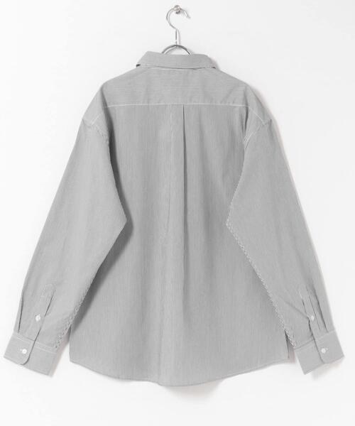 ITEMS URBANRESEARCH（アイテムズ アーバンリサーチ）の「『イージーケア/UVカット』高機能ストライプレギュラーカラーシャツ（シャツ/ブラウス・メンズ・ブラック/ブルー・LARGE/MEDIUM）」の9枚目の写真