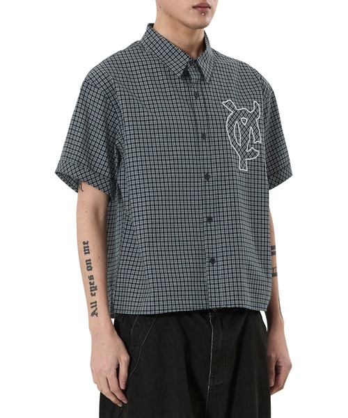 OY（オーワイ）の「『OY/オーワイ』STAMPED CHECK LOGO S/S SHIRT /スタンプチェックロゴ シャツ（シャツ/ブラウス・メンズ・ブラウン/ネイビー・L/M）」の10枚目の写真
