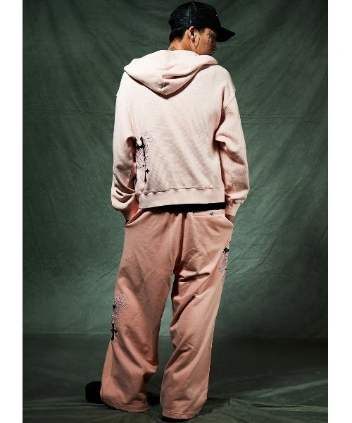 SUPPLIER(サプライヤー)の「A'GEM/9 × .kom 『SUPPLIER/サプライヤー』Multiple Cross Leather Patch Thermal Zip Hoodie/マルチプルクロスレザーパッチサーマルジップパーカー(パーカー・メンズ・ピンク/ブラック・L/XL)」の8枚目の写真