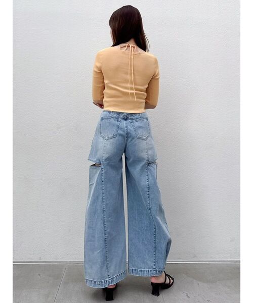 dazzlin(ダズリン)の「ハイウエスト2wayワイドデニムパンツ(デニムパンツ・レディース・インディゴブルー/ブルー・MEDIUM/SMALL)」の18枚目の写真