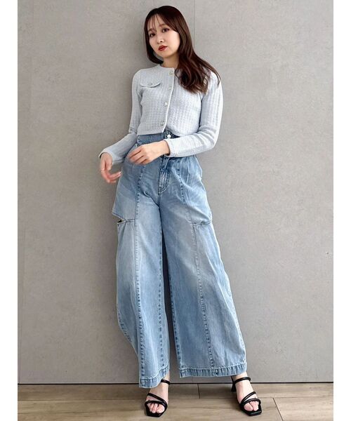 dazzlin(ダズリン)の「ハイウエスト2wayワイドデニムパンツ(デニムパンツ・レディース・インディゴブルー/ブルー・MEDIUM/SMALL)」の21枚目の写真
