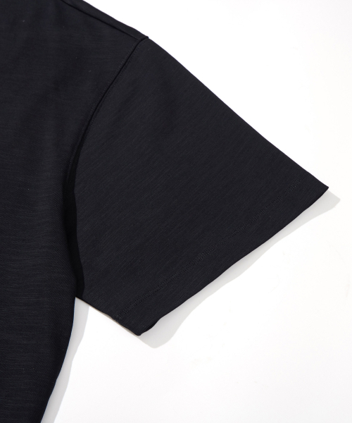 KALAPATTHAR(カラパタール)の「HENLEY NECK SHORT-SLEEVED T-SHIRT - BLACK(Tシャツ/カットソー・メンズ・その他・MEDIUM/LARGE/X-LARGE)」の7枚目の写真