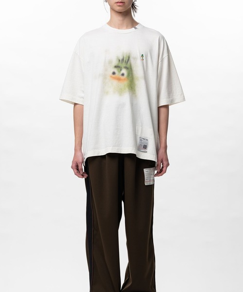 Maison MIHARA YASUHIRO（メゾンミハラヤスヒロ）の「【MIHARAYASUHIRO/ミハラヤスヒロ】Leon Printed T-shirt / LEON PRINTED TEE（Tシャツ/カットソー・メンズ・ホワイト/ブラック・48/46/44）」の6枚目の写真