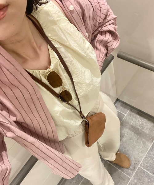 ISOOK(アイスー)の「ピーチスキンストライプシャツ(kiharu select) / 長袖 ブラウス オーバー ルーズ 青シャツ(シャツ/ブラウス・レディース・ライトブルー/ピンク・FREE)」の10枚目の写真