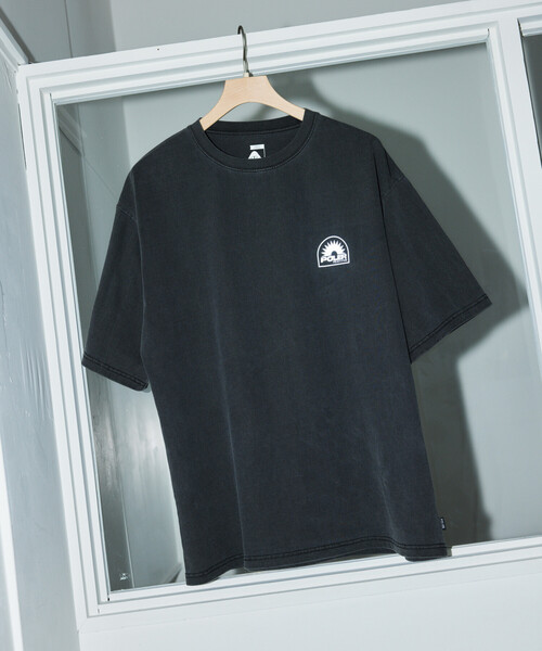POLeR(ポーラー)の「POLeR × FREAK'S STORE/ポーラー × フリークスストア 別注 Response S/S Tee(Tシャツ/カットソー・メンズ・ホワイト/ブラック・LARGE/MEDIUM)」の3枚目の写真