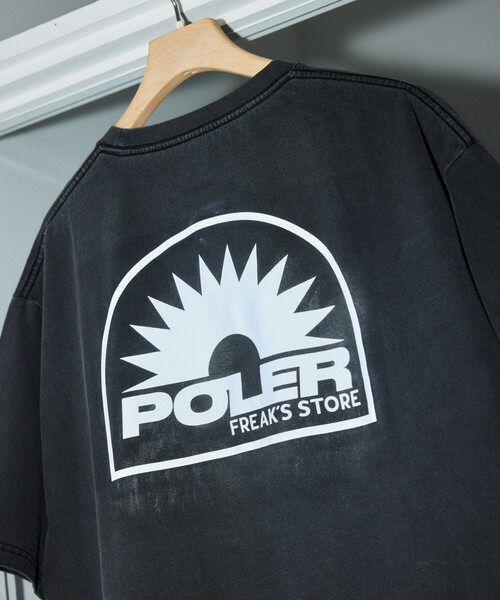 POLeR(ポーラー)の「POLeR × FREAK'S STORE/ポーラー × フリークスストア 別注 Response S/S Tee(Tシャツ/カットソー・メンズ・ホワイト/ブラック・LARGE/MEDIUM)」の4枚目の写真