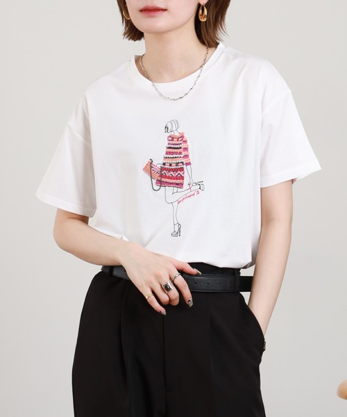 Anna Nicola(アンナニコラ)の「Anna Nicola モデルモチーフ半袖Tシャツ(Tシャツ/カットソー・レディース・サックスブルー/オフホワイト/ブラック・38)」の14枚目の写真