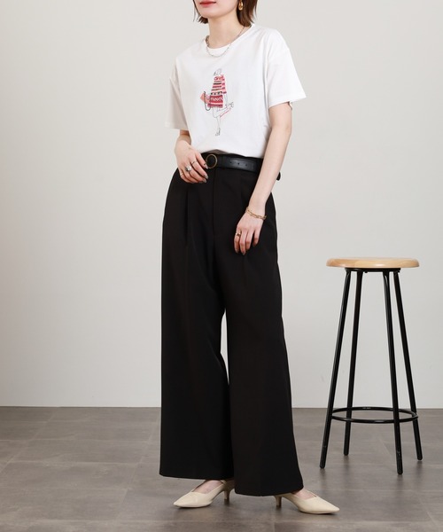 Anna Nicola(アンナニコラ)の「Anna Nicola モデルモチーフ半袖Tシャツ(Tシャツ/カットソー・レディース・サックスブルー/オフホワイト/ブラック・38)」の19枚目の写真