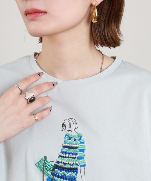 Anna Nicola(アンナニコラ)の「Anna Nicola モデルモチーフ半袖Tシャツ(Tシャツ/カットソー・レディース・サックスブルー/オフホワイト/ブラック・38)」の8枚目の写真