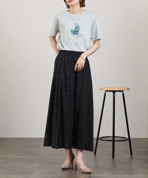 Anna Nicola(アンナニコラ)の「Anna Nicola モデルモチーフ半袖Tシャツ(Tシャツ/カットソー・レディース・サックスブルー/オフホワイト/ブラック・38)」の4枚目の写真