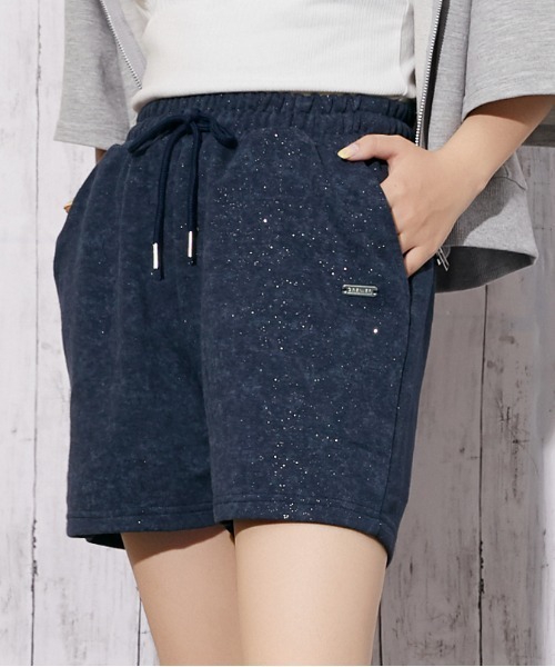 GORGE(ゴージ)の「《ラメ入りムラ染め風》ゆるシルエットスウェットショートパンツ/春夏/全3色(その他パンツ・レディース・オフホワイト/ネイビー/ブラック・F)」の3枚目の写真