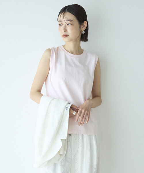 FilMelange(フィルメランジェ)の「FilMelange × Firsthand/フィルメランジェ 別注 ELENI / ノースリーブ クルーネック Tシャツ(Tシャツ/カットソー・レディース・ピンク/レッド・FREE)」の14枚目の写真