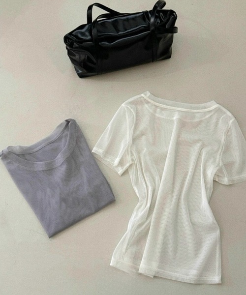 LiLIN(リリン)の「ソリッドカラー クルーネック シアー 半袖 Tシャツ(Tシャツ/カットソー・レディース・ミント/ホワイト/グレー/ピンク・FREE)」の3枚目の写真