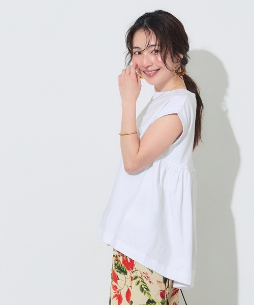 coca(coca)(コカ)の「バックギャザーロールアップスリーブTシャツ(Tシャツ/カットソー・レディース・ブラック/ホワイト・L/M/S)」の10枚目の写真