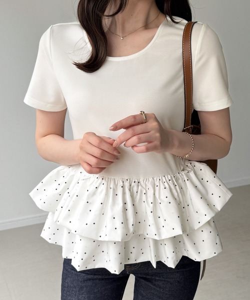 junoah(ジュノア)の「ドットバルーンフリルペプラムトップス(Tシャツ/カットソー・レディース・ブラック系その他/ホワイト/ブラック系その他2・SMALL/MEDIUM/LARGE)」の2枚目の写真