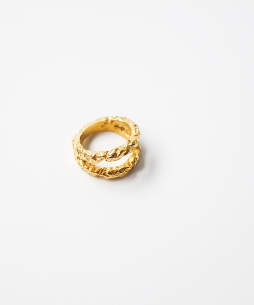 TUWAKRIM(トゥワクリム)の「【TUWAKRIM】METALLIC DOUBLE RING(リング・レディース・ゴールド・SMALL/LARGE/X-LARGE)」の6枚目の写真