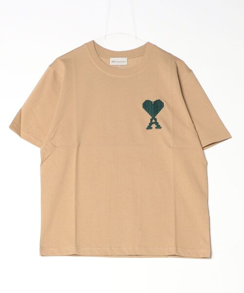 AMI Alexandre Mattiussi(アミアレクサンドルマテュッシ)の「【AMI PARIS】アミ パリス ヘビーコットンジャージー Ami De Coeur Tシャツ(Tシャツ/カットソー・メンズ・クリーム/キャメル・X-LARGE/SMALL/MEDIUM/LARGE)」の5枚目の写真
