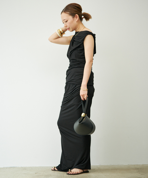 entire studios(エンタイアスタジオ)の「【ENTIRE STUDIOS / エンタイアスタジオ】 DRAPE TANK(Tシャツ/カットソー・レディース・ブラウン/ブラック・FREE)」の20枚目の写真
