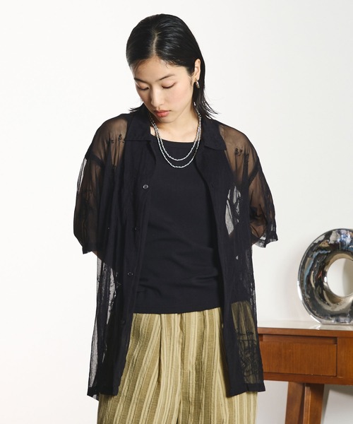 INDIA IS BEAUTIFUL（インディアイズビューティフル）の「【ROSE BUD別注】INDIA IS BEAUTIFUL/EMBROIDERED SHEER TULLE SHIRT（シャツ/ブラウス・レディース・ホワイト/ブラック・ONE SIZE）」の3枚目の写真