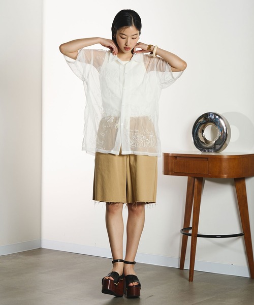 INDIA IS BEAUTIFUL（インディアイズビューティフル）の「【ROSE BUD別注】INDIA IS BEAUTIFUL/EMBROIDERED SHEER TULLE SHIRT（シャツ/ブラウス・レディース・ホワイト/ブラック・ONE SIZE）」の18枚目の写真
