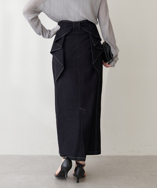 natural couture(ナチュラルクチュール)の「バックリボンストレッチスカート(デニムスカート・レディース・ブルー/インディゴブルー/ブラック・FREE)」の2枚目の写真