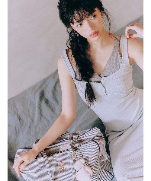 LILY BROWN（リリーブラウン）の「レイヤードレースアップカットワンピース（ワンピース・レディース・ライトブルー/ホワイト/ブラック・F）」の7枚目の写真
