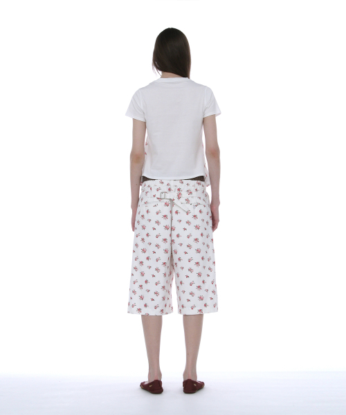 PARTIMENTO WOMEN（パルティメントウィメン）の「オーバーレイペプラムショートスリーブTシャツ_ホワイトフローラル（Tシャツ/カットソー・レディース・その他・SMALL/MEDIUM）」の6枚目の写真