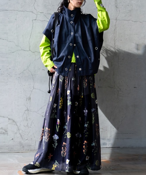 antiqua（アンティカ）の「花柄 フレア ロングスカート（スカート・レディース・ブラック・ONESIZE）」の7枚目の写真
