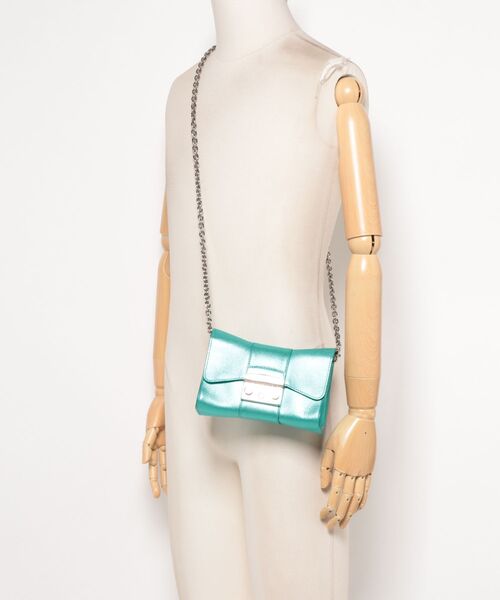 FURLA(フルラ)の「フルラ メトロポリス (Furla Metropolis) バッグ(ショルダーバッグ・レディース・グリーン系・ONE SIZE)」の2枚目の写真