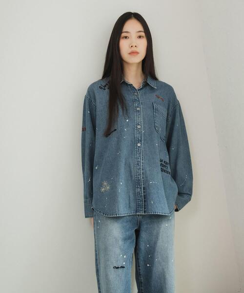 URBAN RESEARCH(アーバンリサーチ)の「『別注』PICCADILLY×URBAN RESEARCH 刺繍デニムシャツ(シャツ/ブラウス・レディース・ライトインディゴブルー/グレー系その他・FREE)」の21枚目の写真