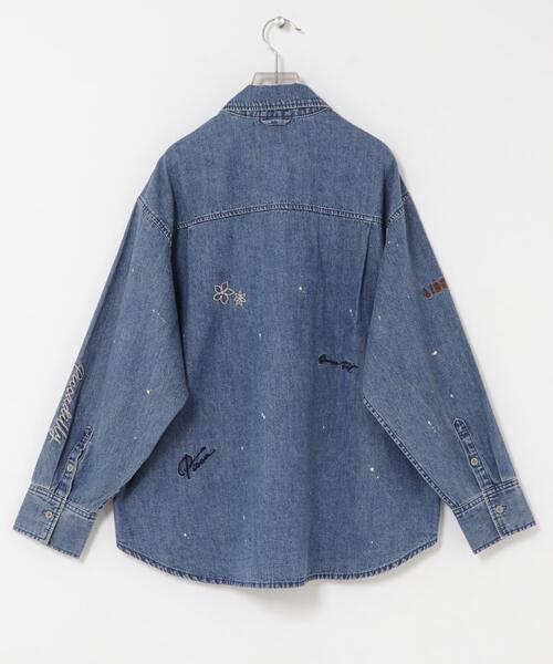 URBAN RESEARCH(アーバンリサーチ)の「『別注』PICCADILLY×URBAN RESEARCH 刺繍デニムシャツ(シャツ/ブラウス・レディース・ライトインディゴブルー/グレー系その他・FREE)」の7枚目の写真