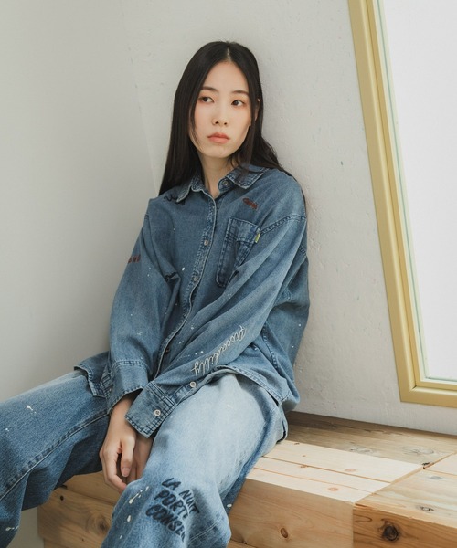 URBAN RESEARCH(アーバンリサーチ)の「『別注』PICCADILLY×URBAN RESEARCH 刺繍デニムシャツ(シャツ/ブラウス・レディース・ライトインディゴブルー/グレー系その他・FREE)」の7枚目の写真