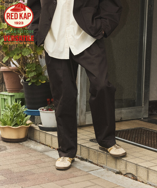 RED KAP（レッドキャップ）の「RED KAP/レッドキャップ 別注 SMU PT-38 2TUCK WIDE PANTS/2タック ワイドパンツ（チノパンツ・メンズ・チャコールグレー/ブラック/ベージュ/ネイビー/ブラウン/オフホワイト/オリーブ/グリーン・LARGE/SMALL/MEDIUM）」の13枚目の写真