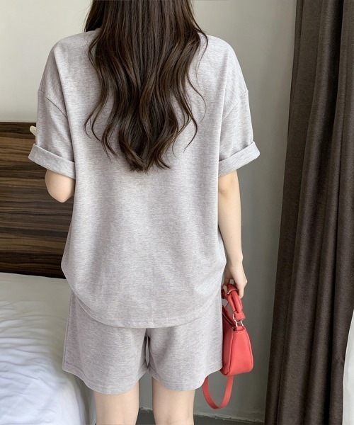 Miniministore(ミニミニストア)の「ワンポイントロゴTシャツセットアップ夏服(セットアップ・レディース・ライトブルー/アイボリー/ダークグレー/ライトグレー・FREE)」の14枚目の写真