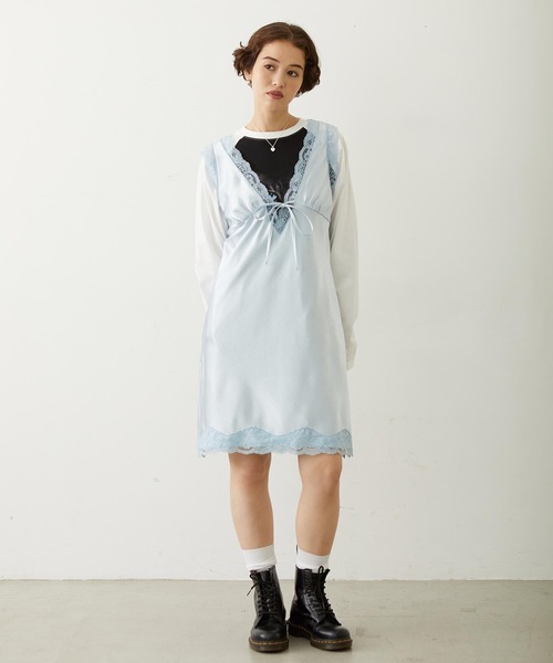MILKFED.(ミルクフェド)の「V-NECK LACE DRESS(ワンピース・レディース・ブラック/ブラウン/ライトブルー・ONE SIZE)」の3枚目の写真