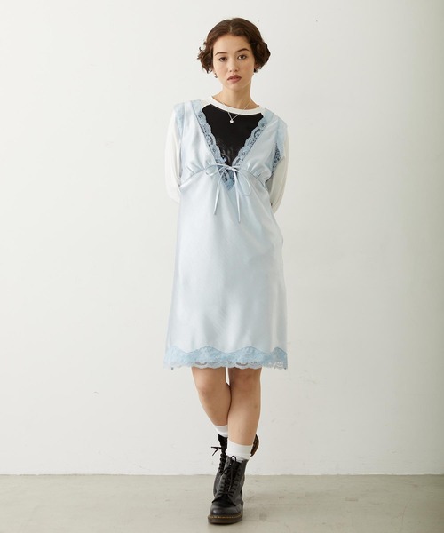 MILKFED.(ミルクフェド)の「V-NECK LACE DRESS(ワンピース・レディース・ブラック/ブラウン/ライトブルー・ONE SIZE)」の5枚目の写真