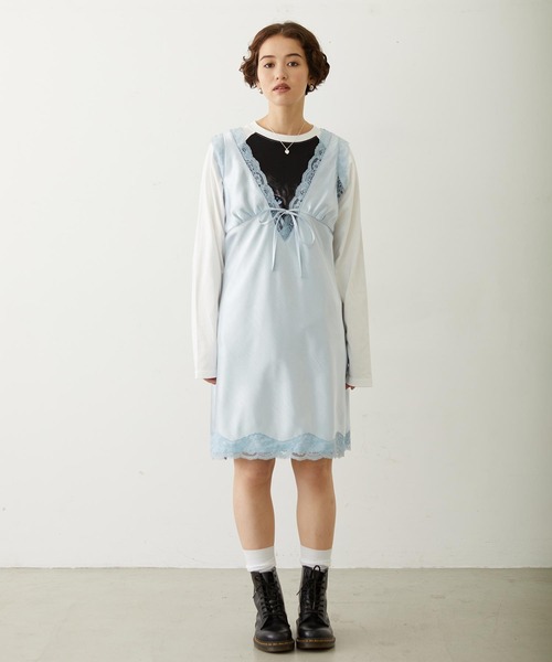 MILKFED.(ミルクフェド)の「V-NECK LACE DRESS(ワンピース・レディース・ブラック/ブラウン/ライトブルー・ONE SIZE)」の7枚目の写真