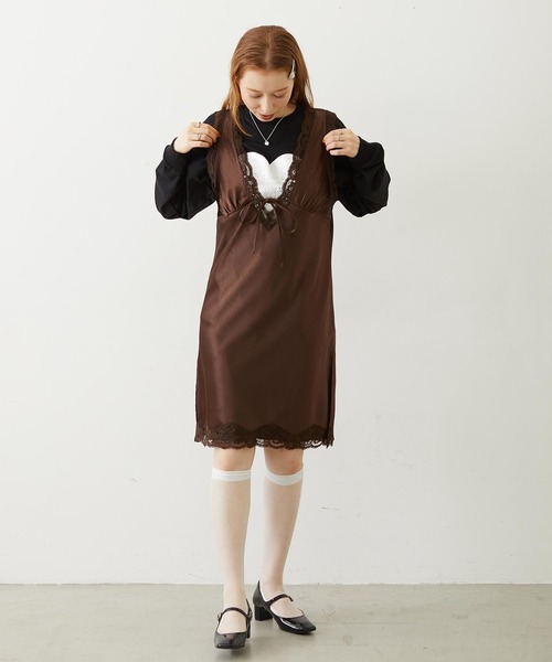 MILKFED.(ミルクフェド)の「V-NECK LACE DRESS(ワンピース・レディース・ブラック/ブラウン/ライトブルー・ONE SIZE)」の16枚目の写真