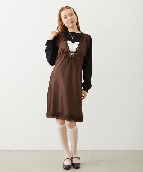 MILKFED.(ミルクフェド)の「V-NECK LACE DRESS(ワンピース・レディース・ブラック/ブラウン/ライトブルー・ONE SIZE)」の17枚目の写真